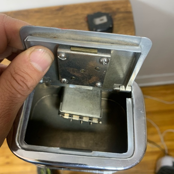 Vintage la banque d’épargne - Picture 4 of 5